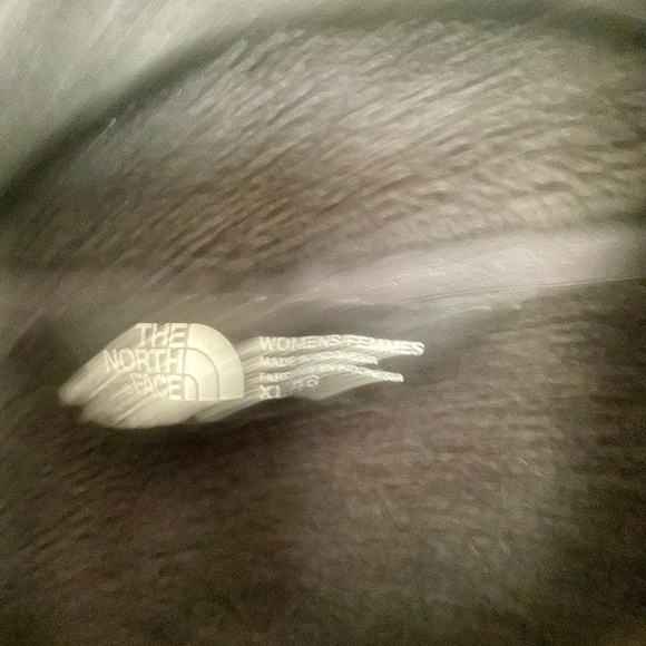 The North Face black Fleece Jacket - Picture 2 of 3